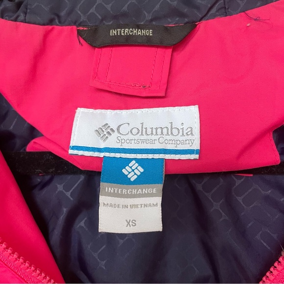 Columbia ski jacket shell/ rain jacket - Picture 2 of 3